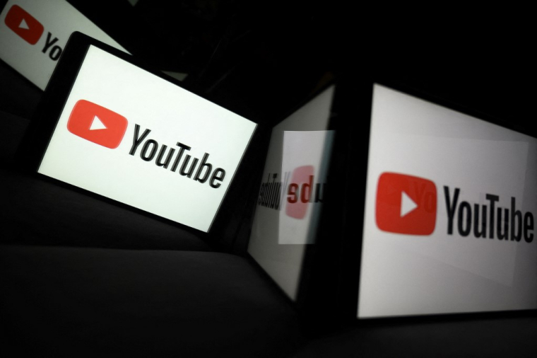 ( AFP / LIONEL BONAVENTURE )