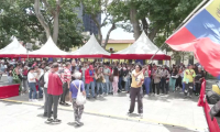 Au Venezuela, des citoyens continuent de s'enrôler dans la milice nationale