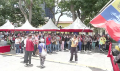 Au Venezuela, des citoyens continuent de s'enrôler dans la milice nationale