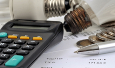 les particuliers ne sont pas sans solutions pour protéger leur pouvoir d'achat. Comment réaliser des économies sur sa facture d'électricité ? Tour d'horizon de ce qu'il faut faire… et ne pas faire (©  Richard Villalon - stock.adobe.com)