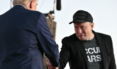 Donald Trump et Elon Musk à Butler, aux États-Unis, le 5 octobre 2024. ( AFP / JIM WATSON )