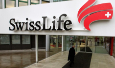 SWISS LIFE CONFIRME SES OBJECTIFS 2017; L'ACTION MONTE PUIS DESCEND