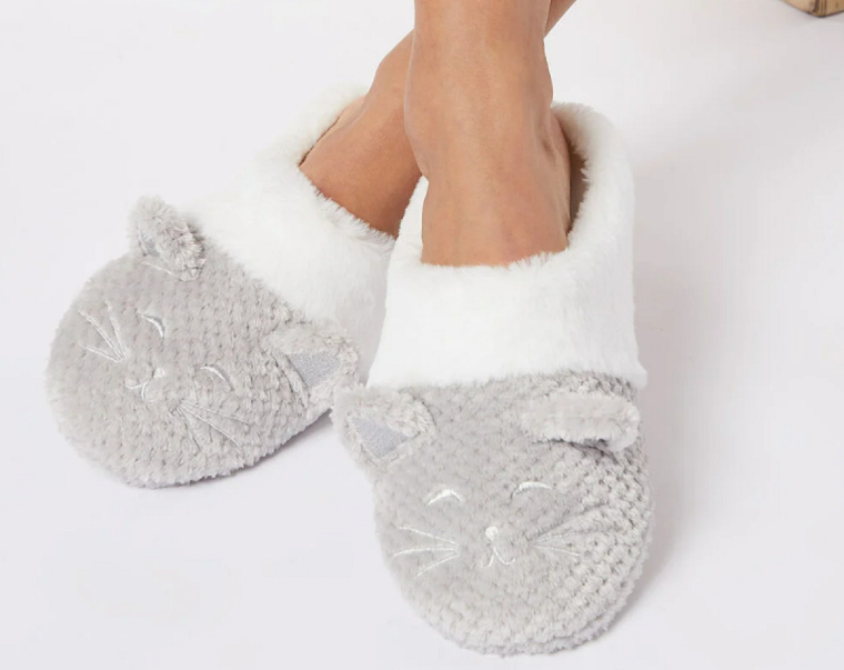 Des chaussons cocooning - Crédit photo : www.etam.com