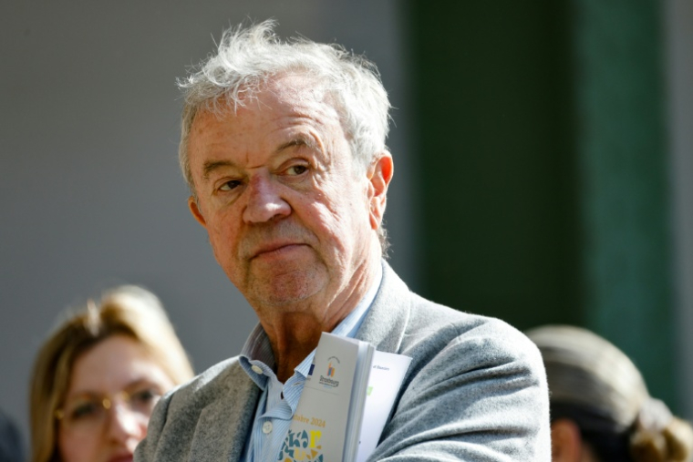 Antoine Gallimard, président des Editions Gallimard, assiste à la visite présidentielle au Festival du Livre de Paris, au Grand Palais, le 11 avril 2025 ( POOL / Ludovic MARIN )