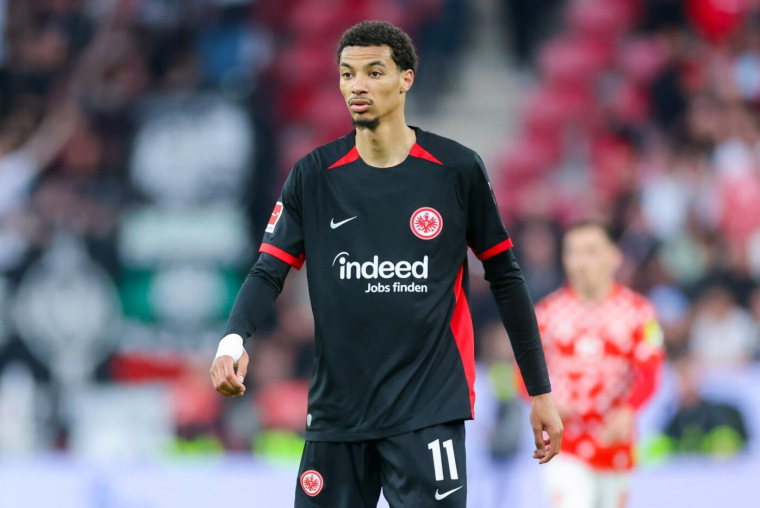 Hugo Ekitike vers Liverpool ?