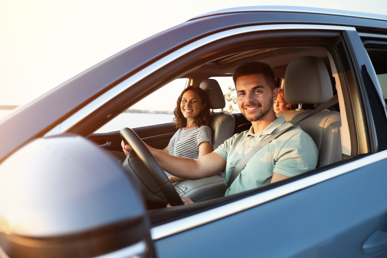 Etes-vous couvert par votre assurance auto si vous circulez avec votre véhicule à l'étranger ? ( Crédits photo: ©   New Africa - stock.adobe.com)