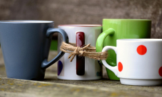 Certaines villes de l'Hexagone sont très demandées, comme Paris qui est en outre bien plus chère que la moyenne. (Photo d'illustration) (Pixabay / congerdesign)