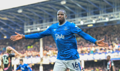 Abdoulaye Doucouré vante la prise en charge du Ramadan en Angleterre