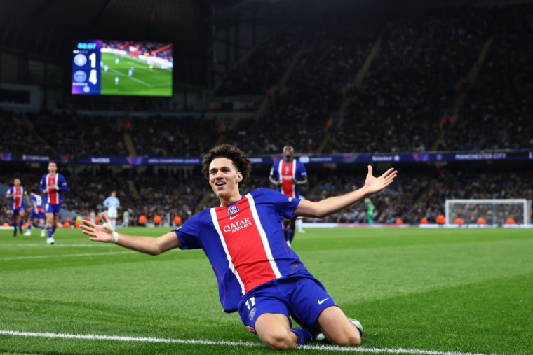 Maghnes Akliouche, un des buteurs parisiens lors de la victoire du PSG contre Manchester City 4-2 en Ligue des champions, le 14 octobre 2026 à l'Etihad Stadium ( AFP / FRANCK FIFE )