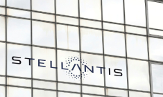 Stellantis va arrêter sa production plusieurs jours sur les sites de Sochaux (Doubs) et Mulhouse (Haut-Rhin) ( AFP / Thibaud MORITZ )