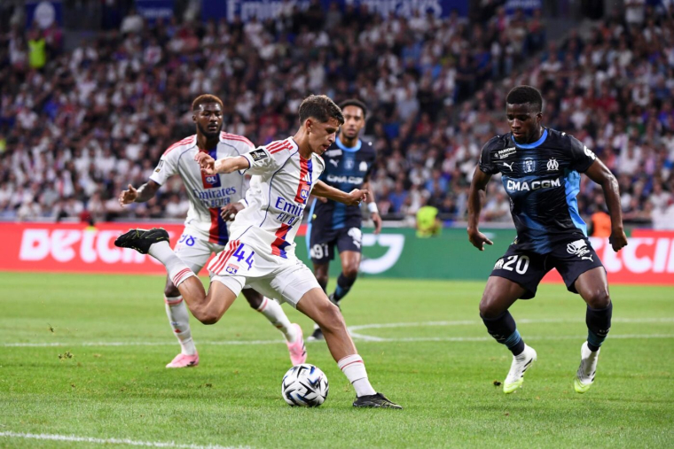 Au forceps, Lyon fait tomber Marseille