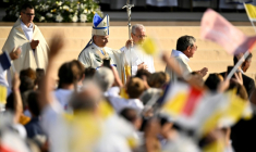 Le pape Léon XIV après la messe en plein air célébrée place de la Concorde à Paris le 26 septembre 2026 ( AFP / JULIEN DE ROSA )