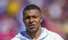 La baston entre Kyks et le PSG se poursuit en coulisse