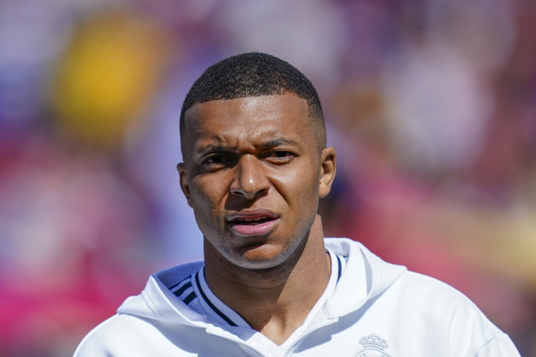 La baston entre Kyks et le PSG se poursuit en coulisse