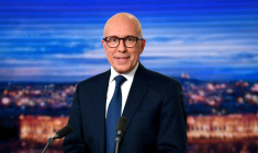 Le président des Républicains Eric Ciotti, le 11 décembre 2022, sur le plateau de TF1. ( POOL / CHRISTOPHE ARCHAMBAULT )