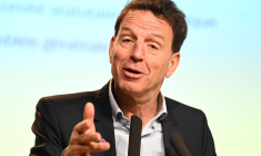 Le président du Medef Geoffroy Roux de Bezieux à Paris le 18 janvier.  ( AFP / BERTRAND GUAY )