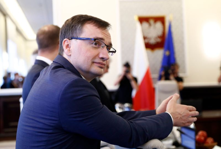 LA POLOGNE NE DOIT PAS RESTER DANS L'UE À TOUT PRIX, SELON UN MINISTRE