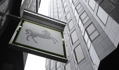 LLOYDS RASSURE L'INVESTISSEUR SUR LES PRÉFÉRENTIELLES