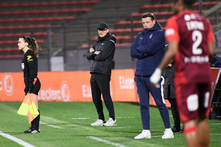 Le coach d’Annecy s’offre une décla bouillante sur l’arbitrage