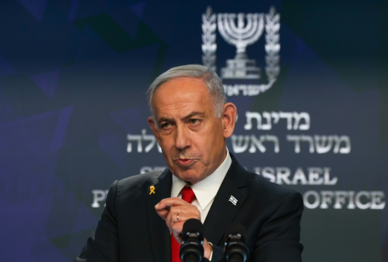 Le Premier ministre israélien Benjamin Netanyahu lors d'une conférence de presse à Jérusalem, le 21 mai 2025 ( POOL / Ronen Zvulun )