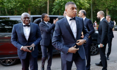 Le père de Kylian Mbappé estime que défendre ne correspond pas au style de jeu de son fils