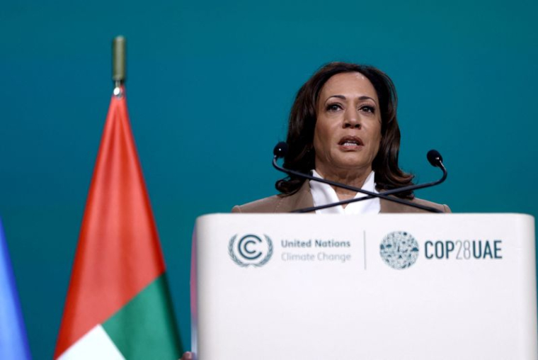 La vice-présidente américaine Kamala Harris s'exprime à la COP28, à Dubaï