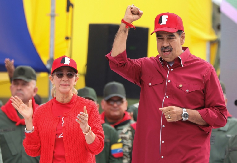 Le président Nicolas Maduro et son épouse Cilia Flores, à Caracas, le 4 février 2025 au Venezuela ( AFP / Pedro MATTEY )