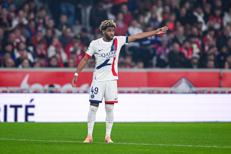 La séquence très mignonne entre Ibrahim Mbaye et un enfant après Metz-PSG