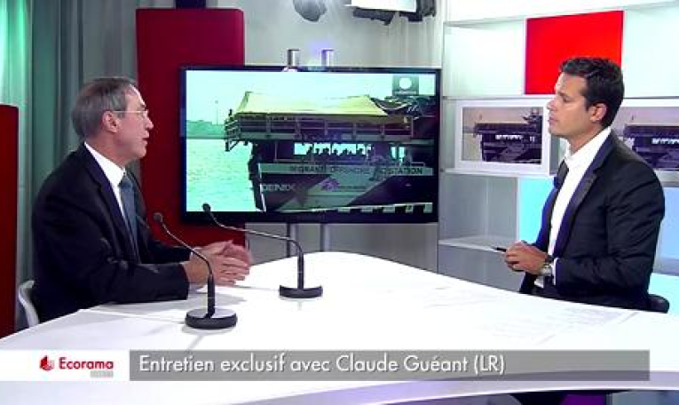 Claude Guéant : " L'accueil des réfugiés est une tradition française qu'on doit tenir."(VIDEO)
