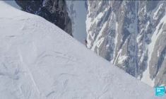 Deux guides français ont battu le record du monde de l'aller-retour Chamonix-Mont Blanc