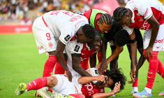 Les joueurs de Monaco retrouvés en caleçon sur un tarmac