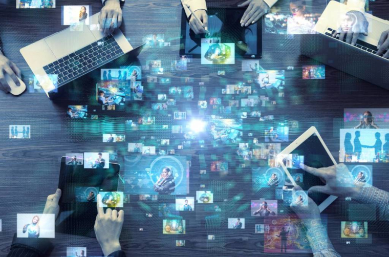 iStock.com-metamorworks