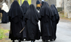 Un rapport détaille un système d'"emprise" marqué par une "dérive sectaire" qui a régné pendant 40 ans au sein des Bénédictines du Sacré-Coeur de Montmartre (BSCM) ( AFP / JEAN-FRANCOIS MONIER )