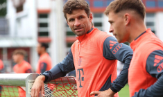 Le président du Bayern Munich empêche ses joueurs d’aller faire la fête à Ibiza