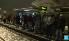 France : la neige recouvre la moitié nord du pays, des perturbations en Ile de France