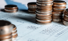 Le texte voté par le Sénat permet de récupérer l'argent investi dans un PEE sans avoir à attendre le délai des 5 ans (Crédit photo: © Blue Planet studio - stock.adobe.com)