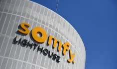 Le constructeur de moteurs de volets roulants et de domotique Somfy "envisage une réorganisation" et la suppression de 550 postes, dont 350 en France ( AFP / JEAN-PIERRE CLATOT )