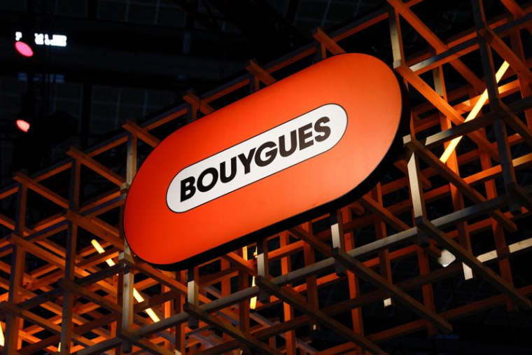Un logo de Bouygues est visible à la conférence Viva Technology à Paris
