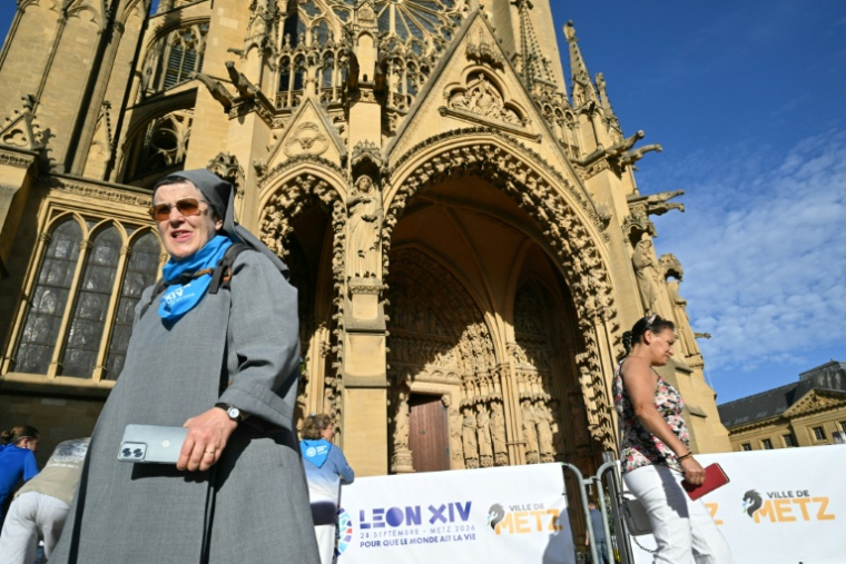 La cathédrale Saint-Etienne de Metz, à la veille de la venue du pape Léon XIV ( AFP / SEBASTIEN BOZON )