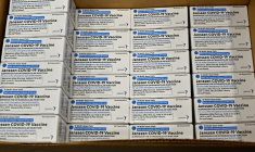 CORONAVIRUS: L'UE A RENONCÉ À L'ACHAT DE 100 MILLIONS DE DOSES DU VACCIN JJ