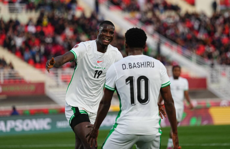 Le Nigeria consolide sa place de leader, l'Ouganda éliminé