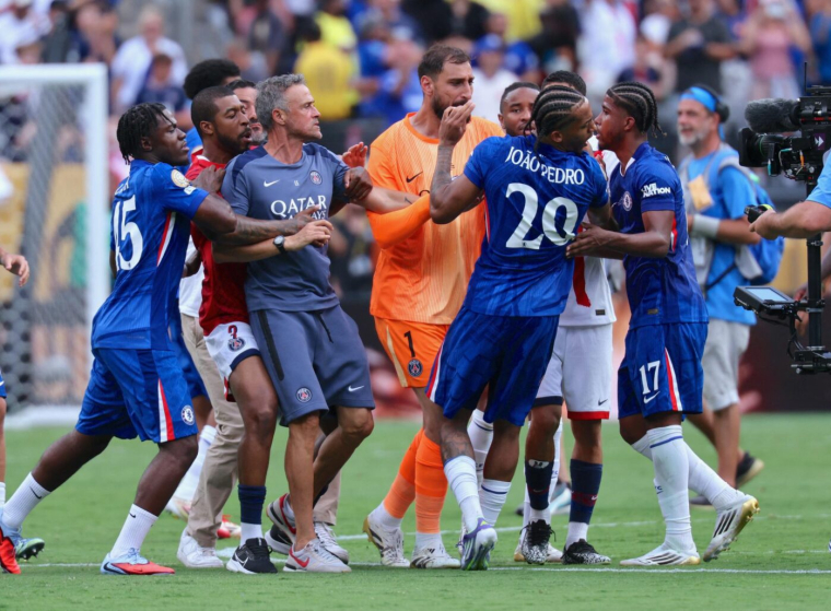 Pas de sanctions pour Luis Enrique après sa gifle sur João Pedro