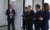 Le premier ministre Sébastien Lecornu en visite à la direction nationale des enquêtes fiscales