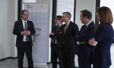 Le premier ministre Sébastien Lecornu en visite à la direction nationale des enquêtes fiscales