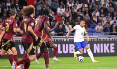 Mbappé : reprendre la place du chef