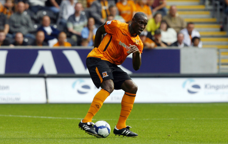 Un entraîneur adjoint rétrogradé en U23 après avoir célébré un peu trop fort la victoire du Sénégal