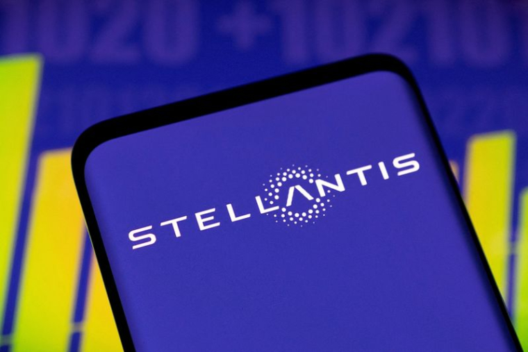 Photo d'archives du logo de Stellantis