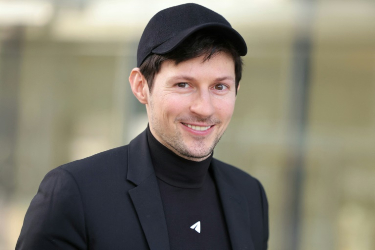 Pavel Durov, PDG et fondateur de l'application de messagerie Telegram, arrive au palais de justice de Paris le 6 décembre 2024 ( AFP / THOMAS SAMSON )
