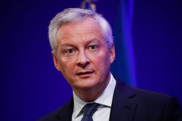 FRANCE: LE DURCISSEMENT DU CONTRÔLE DES INVESTISSEMENTS ÉTRANGERS PROLONGÉ D'UN AN, DIT LE MAIRE