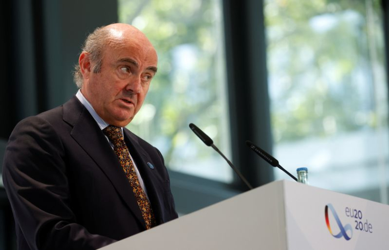 L'ÉCONOMIE DE LA ZONE EURO PERD DE L'ÉLAN, DIT DE GUINDOS (BCE)